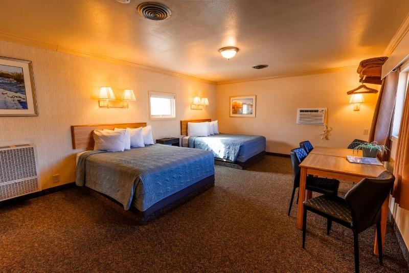 Woodland Motel image