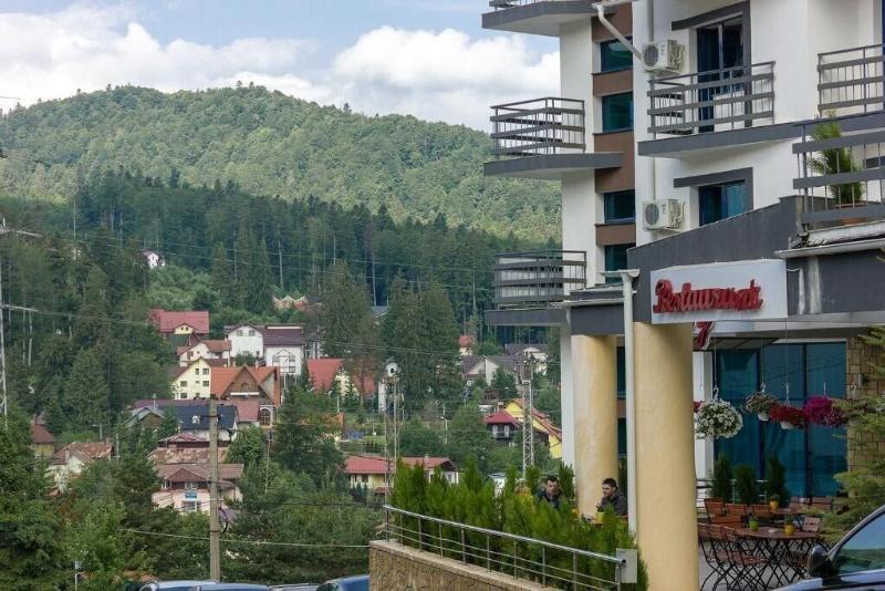 Hotel Ski & Sky image