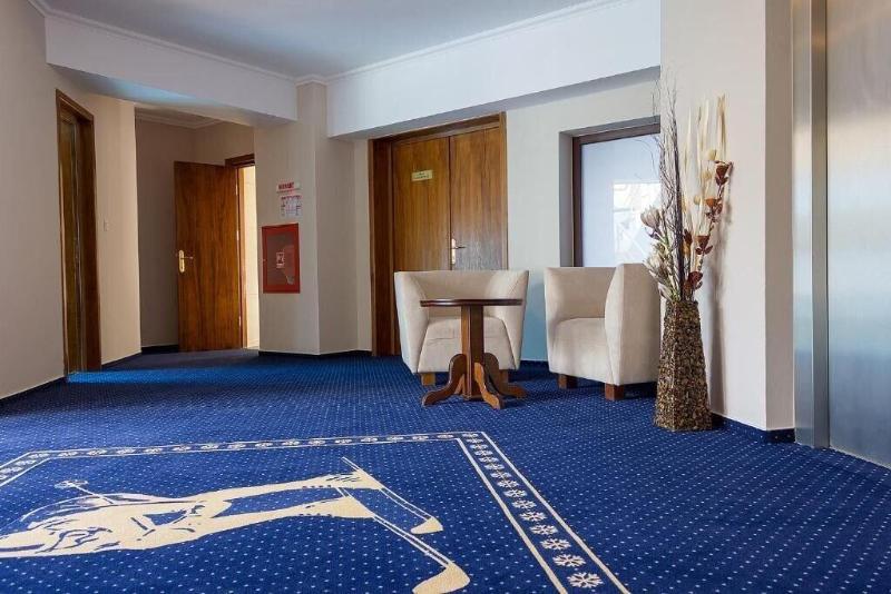 Hotel Ski & Sky image