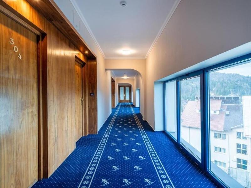 Hotel Ski & Sky image