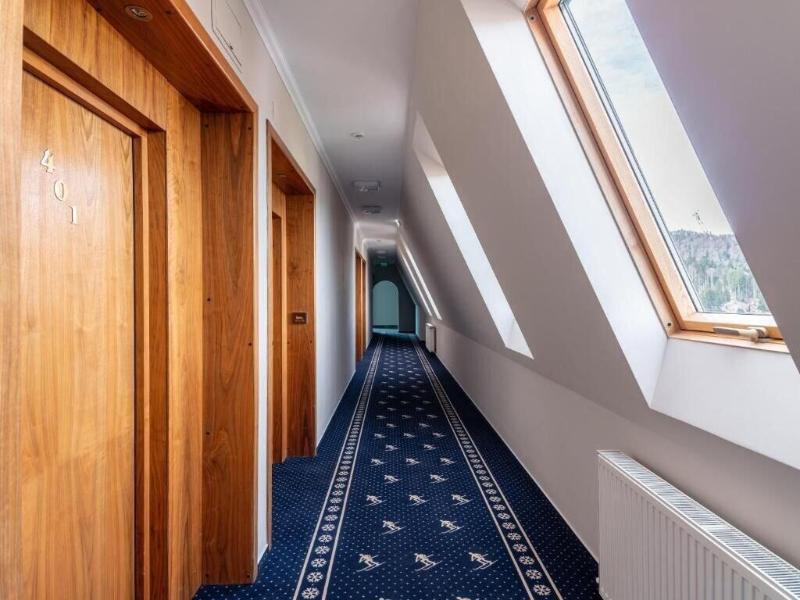 Hotel Ski & Sky image