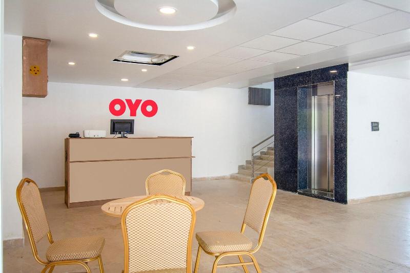 Capital O 23031 V Hotel image