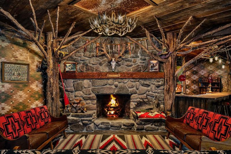 Urban Cowboy Lodge image