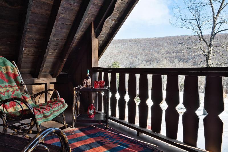 Urban Cowboy Lodge image