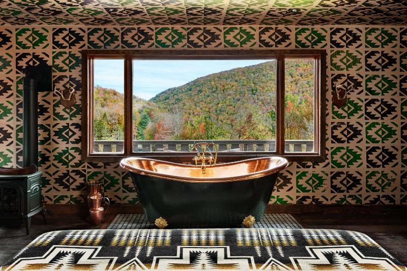 Urban Cowboy Lodge image