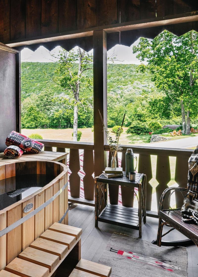 Urban Cowboy Lodge image