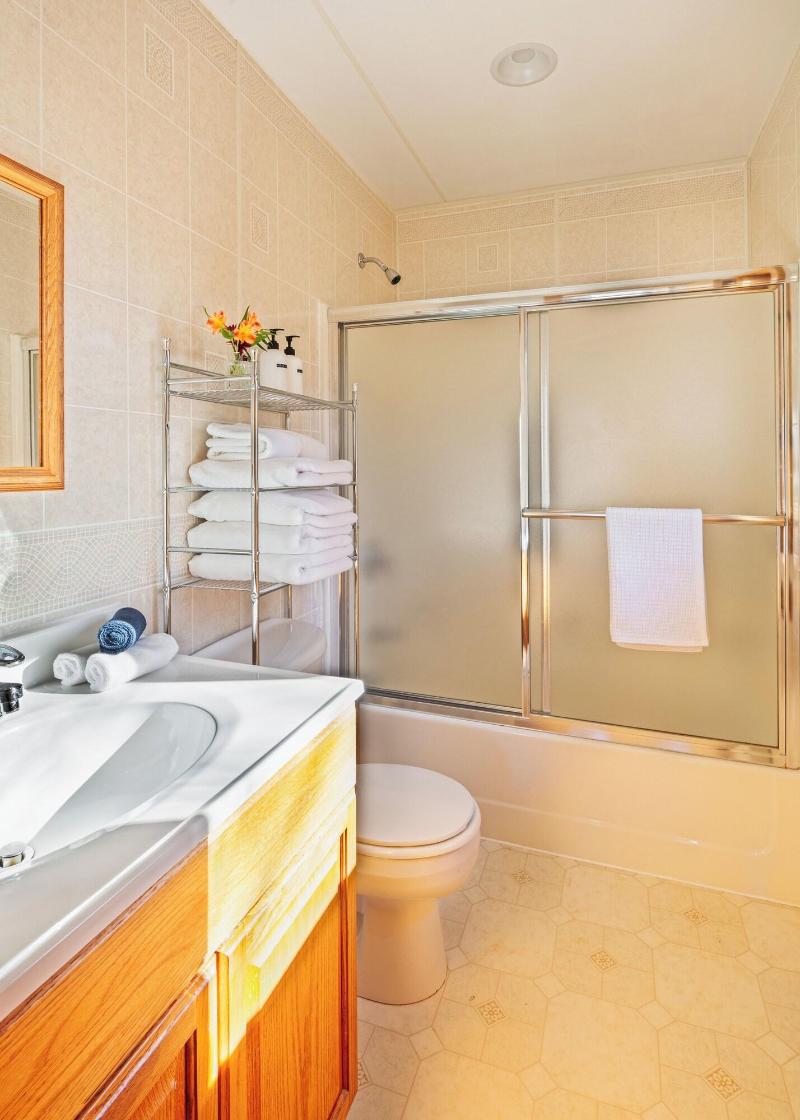 Urban Cowboy Lodge image
