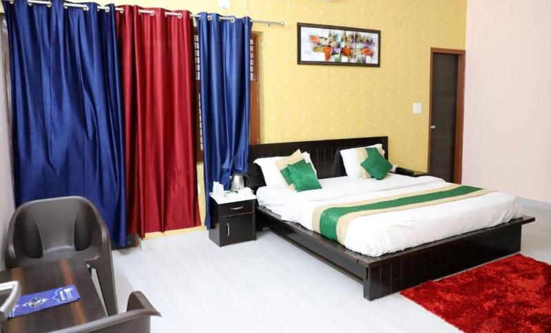 Hotel Abodes House image