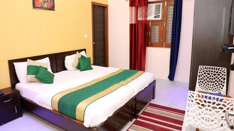 Hotel Abodes House image