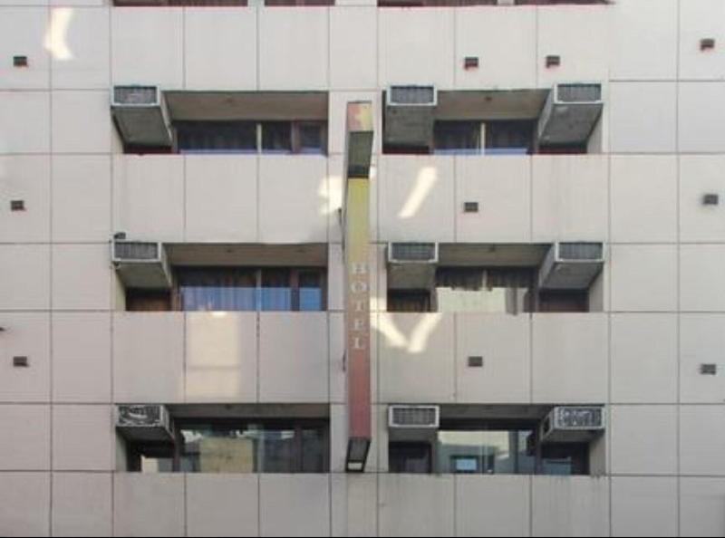 Hotel Maharaja image