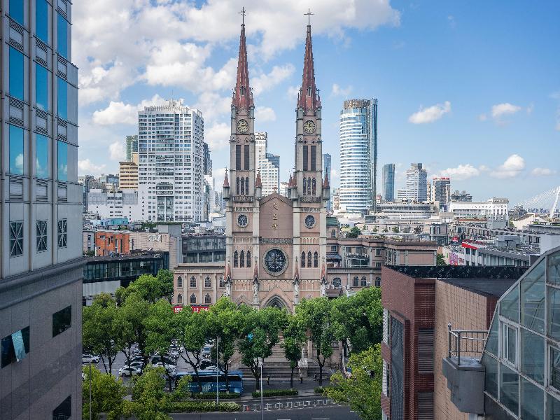 Crowne Plaza City Center Ningbo image