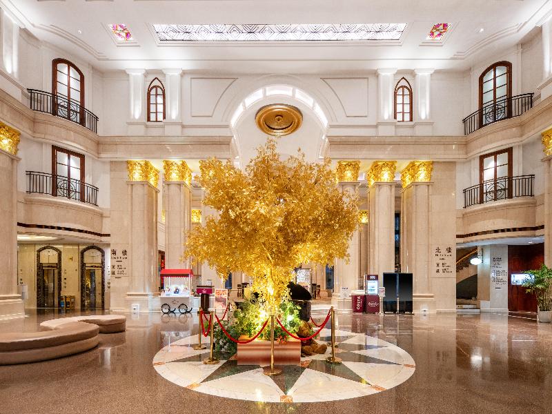 Crowne Plaza City Center Ningbo image