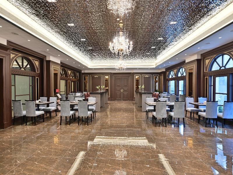 Crowne Plaza City Center Ningbo image