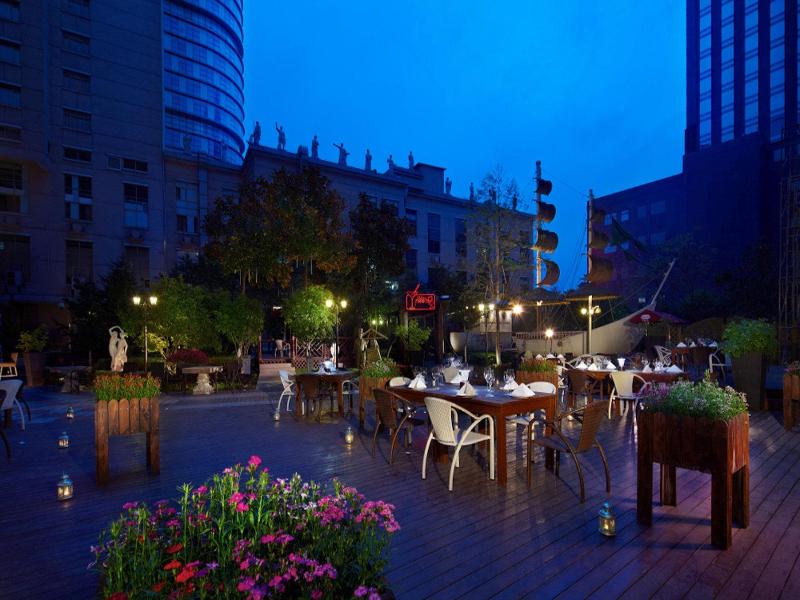 Crowne Plaza City Center Ningbo image
