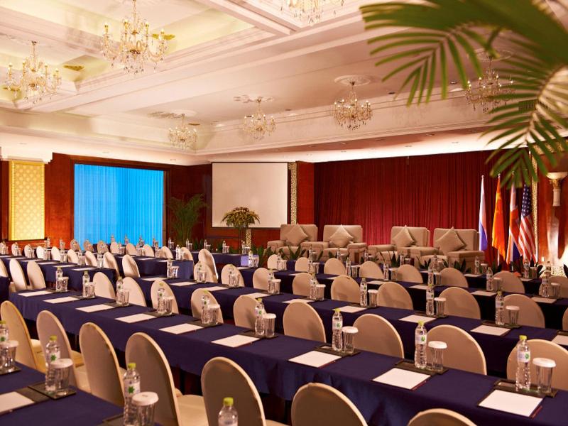 Crowne Plaza City Center Ningbo image