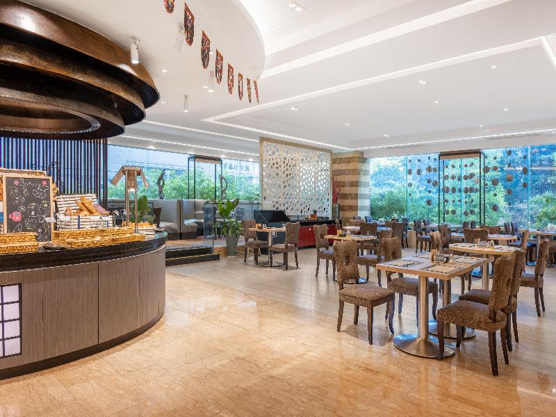 Crowne Plaza City Center Ningbo image