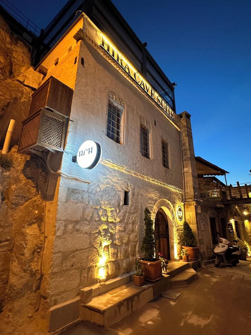 Hira Cave Hotel image
