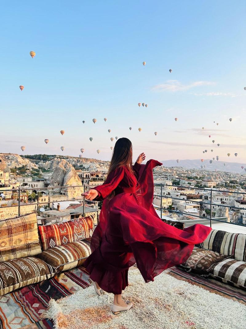 Hira Cave Hotel image
