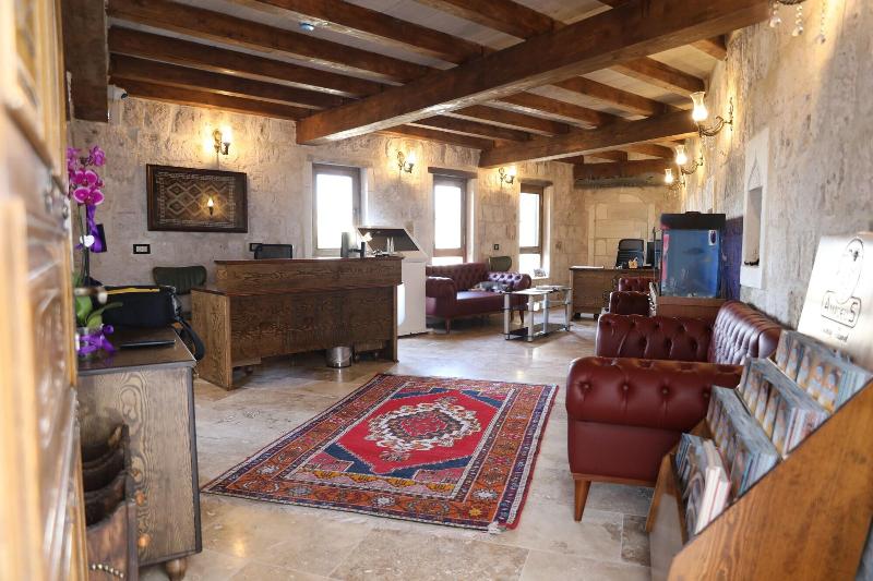 Hira Cave Hotel image