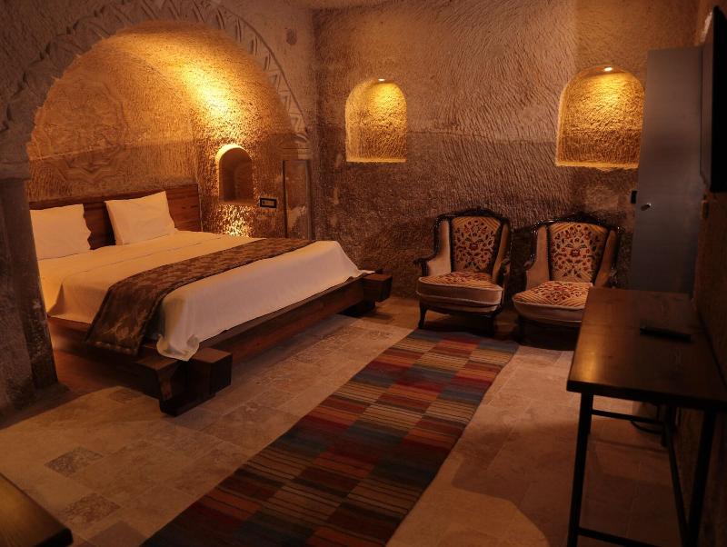 Hira Cave Hotel image