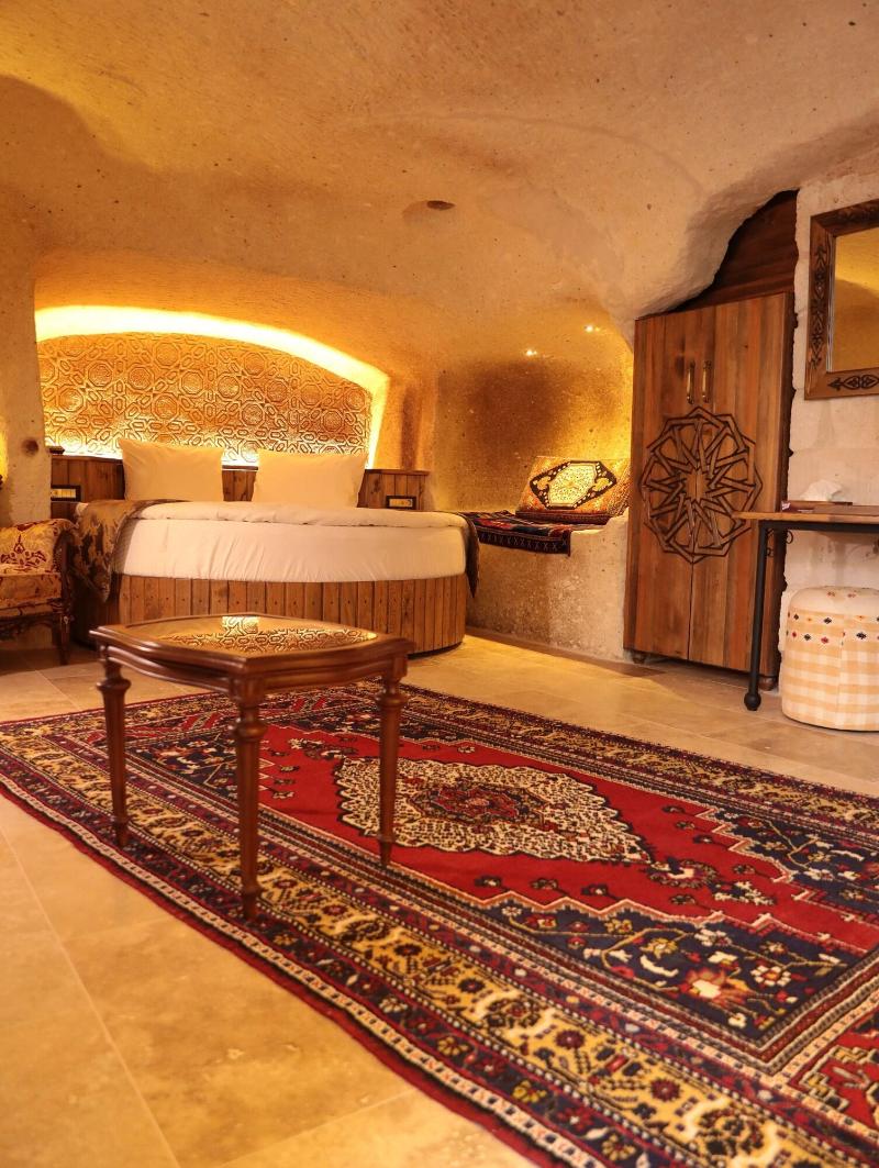 Hira Cave Hotel image