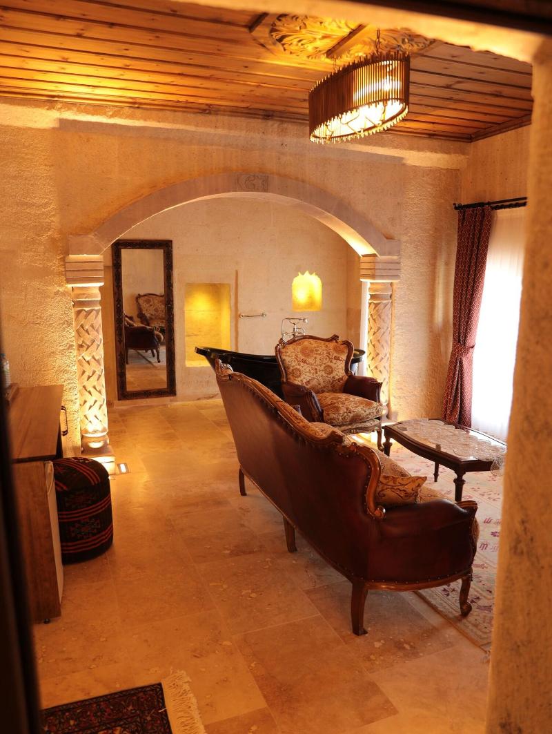 Hira Cave Hotel image