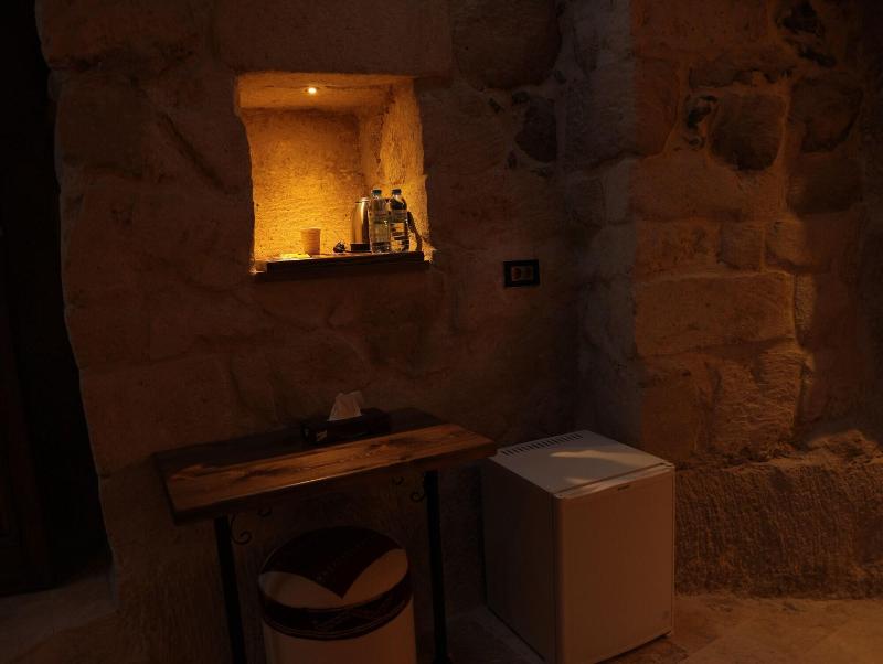 Hira Cave Hotel image