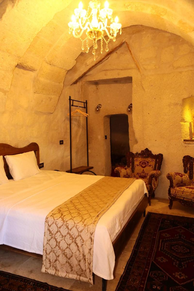 Hira Cave Hotel image