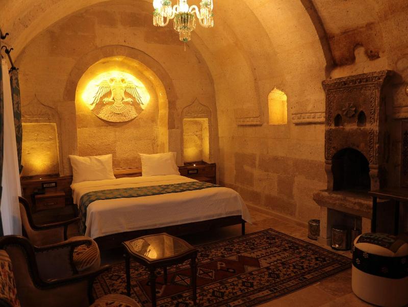 Hira Cave Hotel image