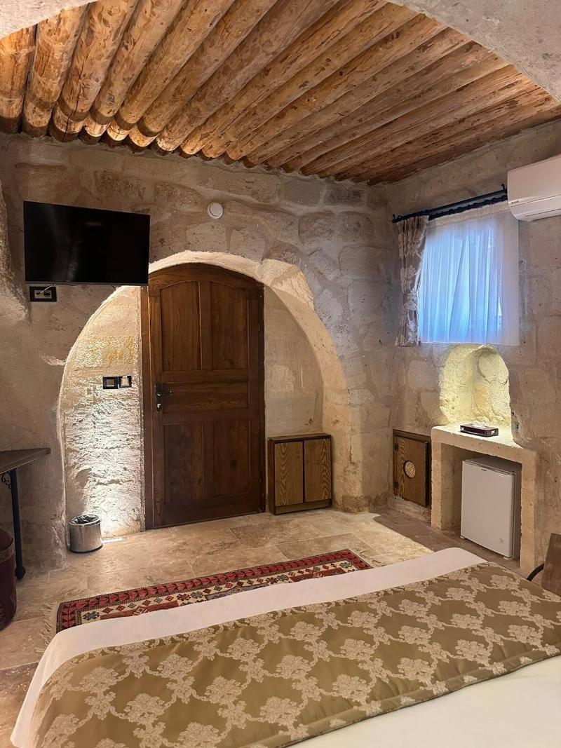 Hira Cave Hotel image