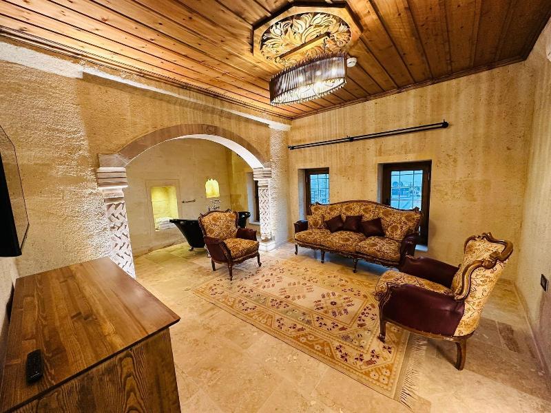 Hira Cave Hotel image