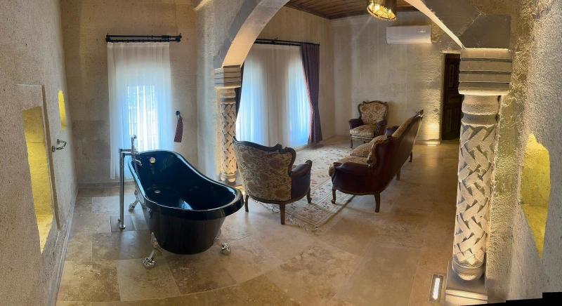 Hira Cave Hotel image
