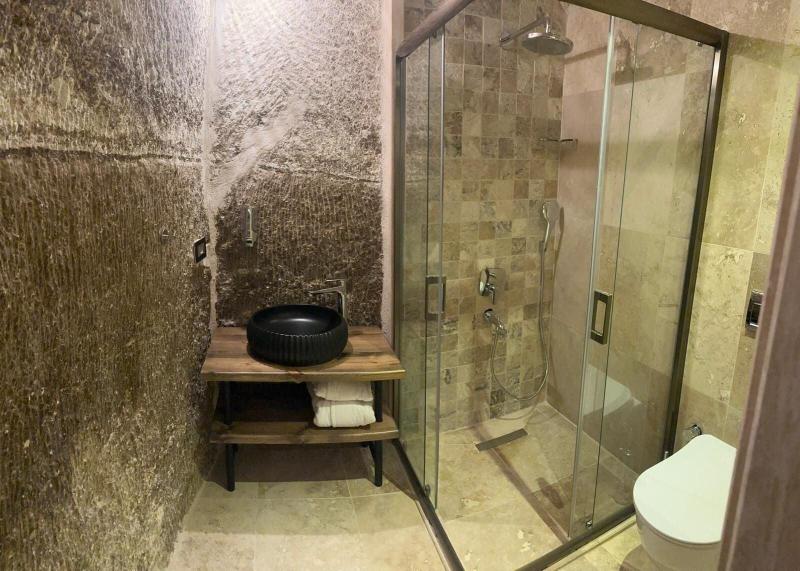 Hira Cave Hotel image