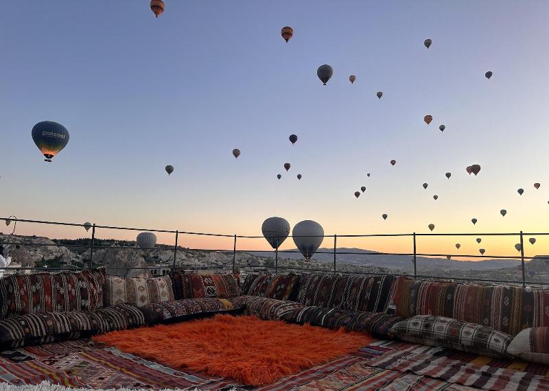 Hira Cave Hotel image