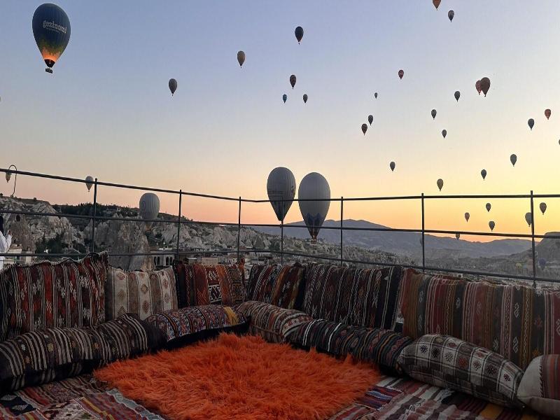 Hira Cave Hotel image