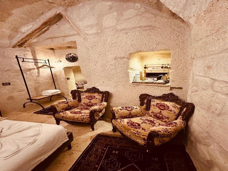 Hira Cave Hotel image