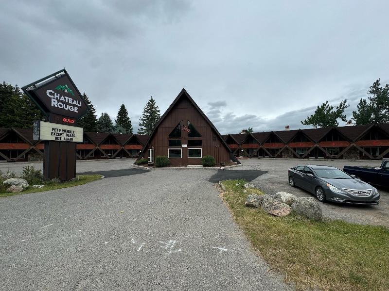 Chateau Rouge Condominiums image