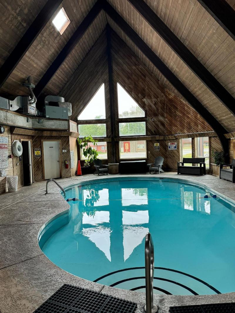 Chateau Rouge Condominiums image