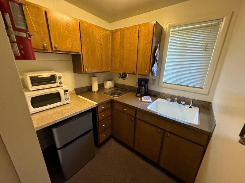 Chateau Rouge Condominiums image