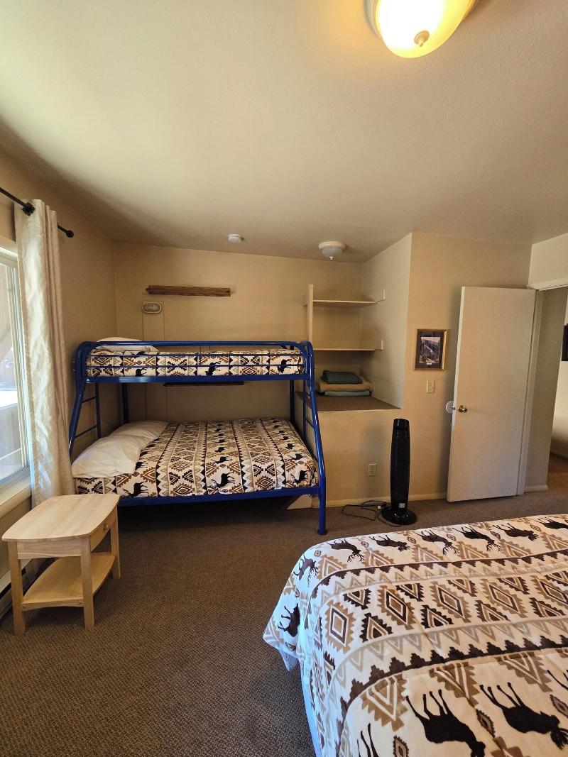 Chateau Rouge Condominiums image