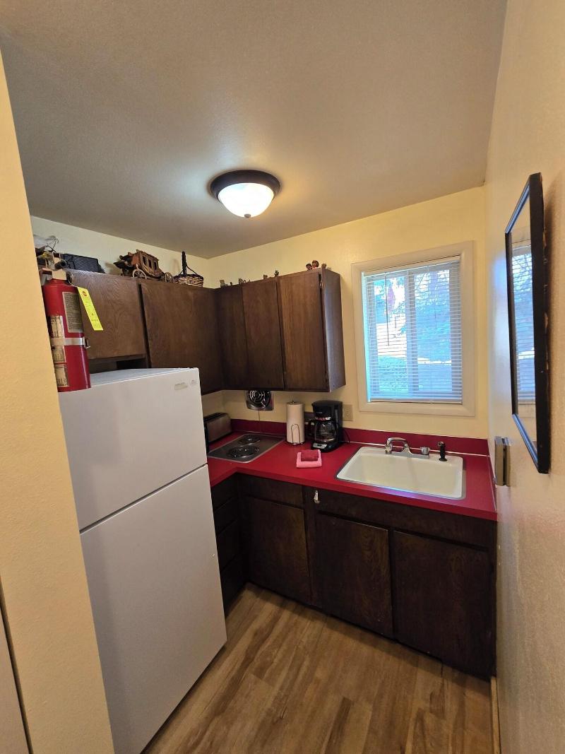 Chateau Rouge Condominiums image