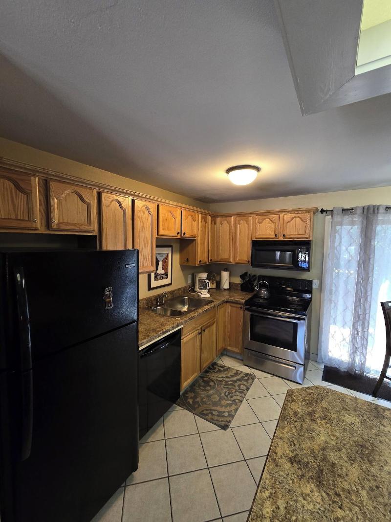 Chateau Rouge Condominiums image