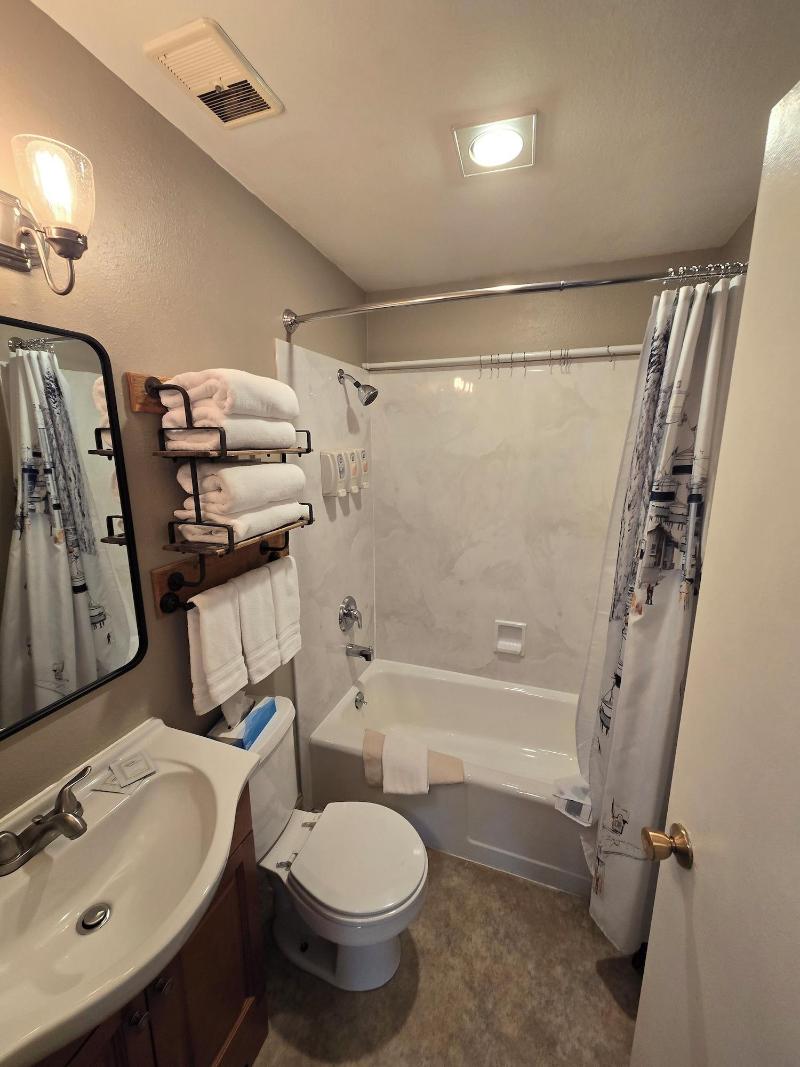 Chateau Rouge Condominiums image