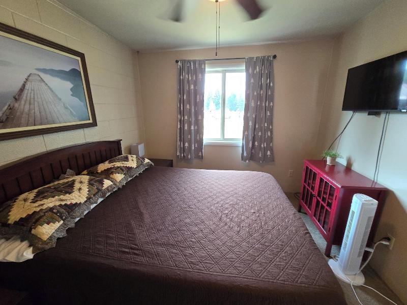 Chateau Rouge Condominiums image