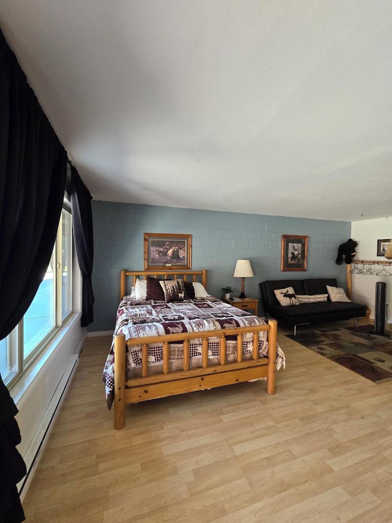 Chateau Rouge Condominiums image