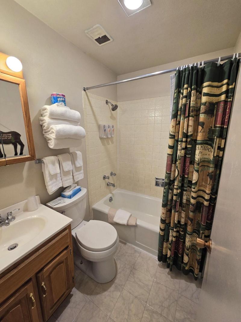 Chateau Rouge Condominiums image