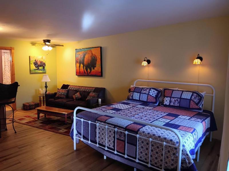 Chateau Rouge Condominiums image