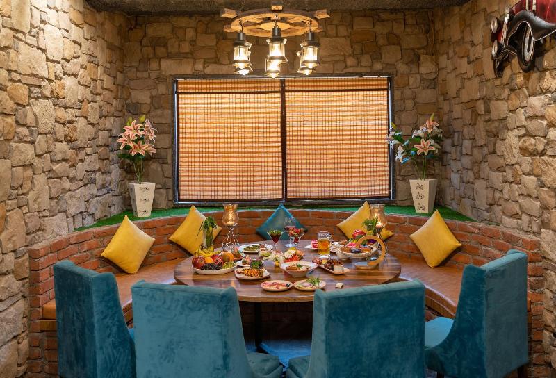 Hotel Gems Inn image