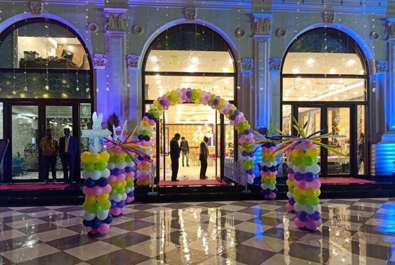 V One Pride image