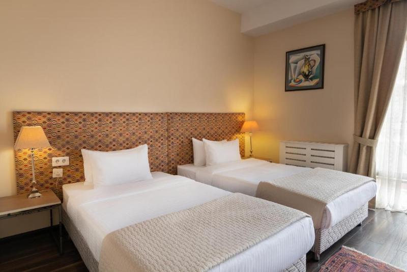 Ginger Hotel & Restaurant image